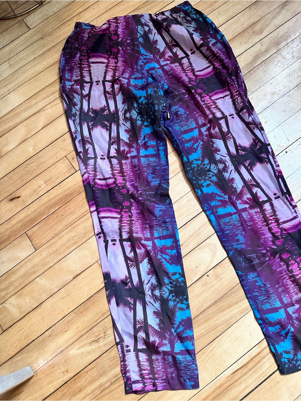 H&M Pink Purple Blue Abstract Print Skirt